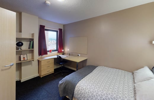 Classic 5 Bed Ensuite Plus