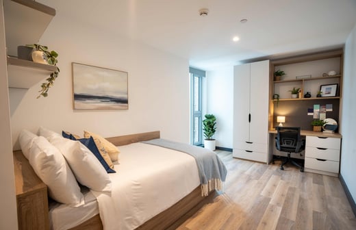 Platinum En Suite