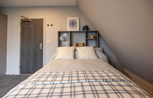 Deluxe 2 Bed Apartment