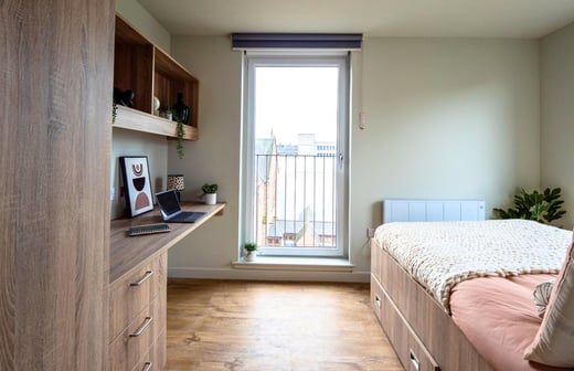 2 Bed Apartment