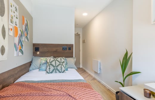 Platinum Ensuite