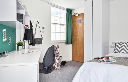 2 Bed Apartment