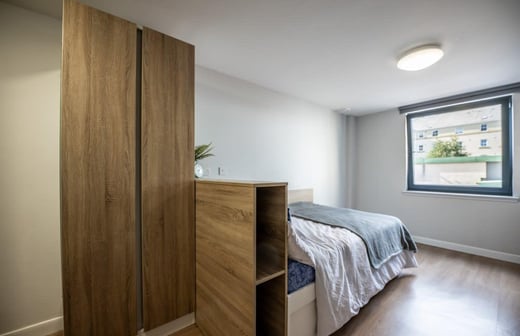 4 Bed Superior Ensuite Accessible
