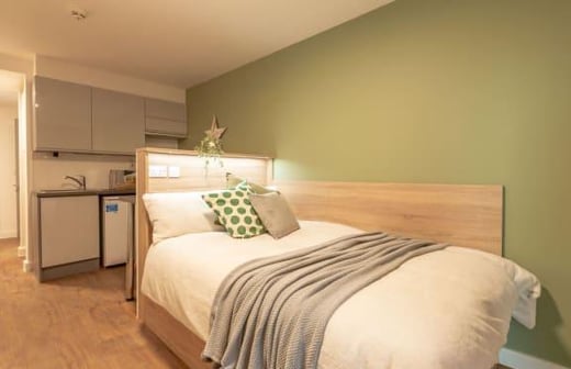 Premium Studio Riverview