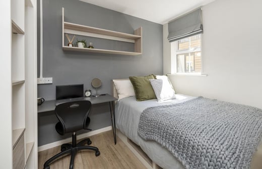 1 Bed Apartment