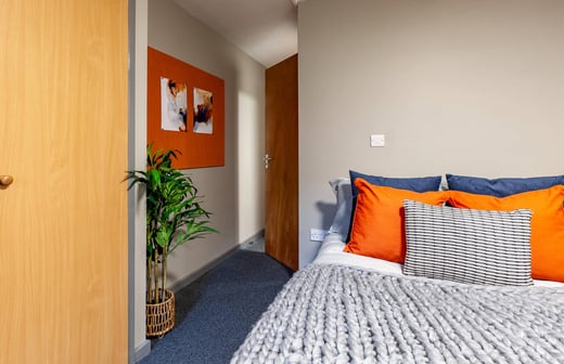 Standard Ensuite