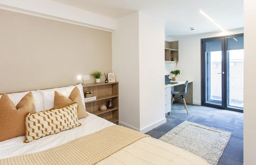 Deluxe Single Ensuite