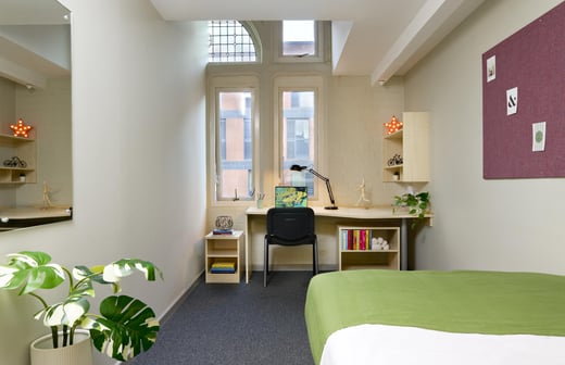 Gold 1 Bed Apartment