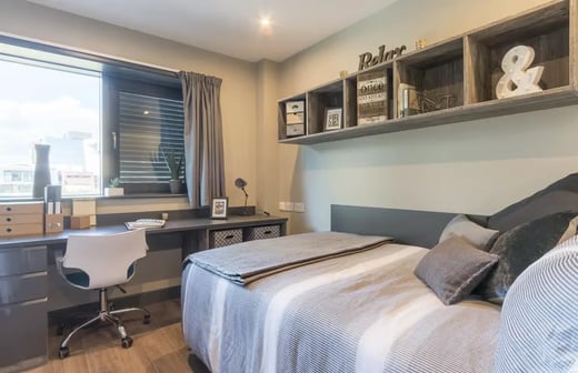 2 Bed Apartment Room