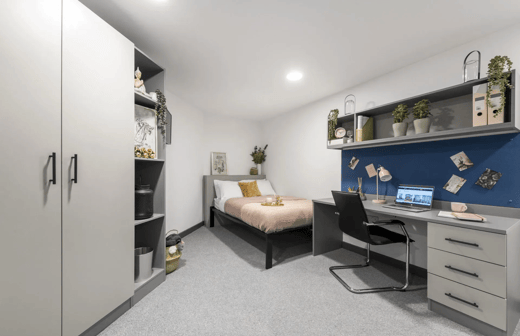 Bronze Studio