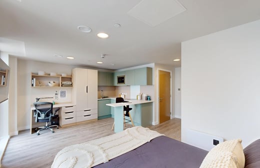 Superior Studio