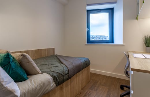 6 Bed Classic Ensuite