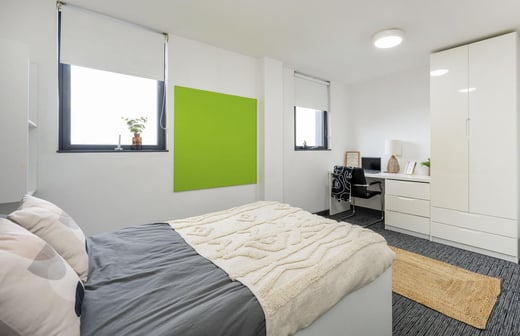 Premium Plus Ensuite