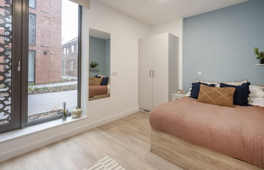 Premium Studio with Wet Room