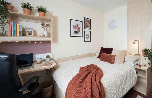 Premium Plus Ensuite