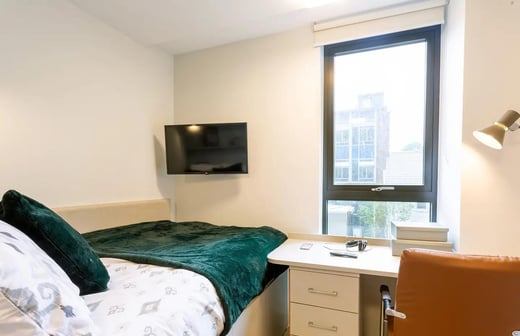 12 Bed Cluster Ensuite