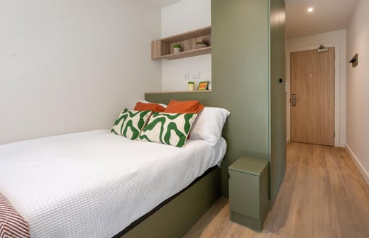 Platinum Ensuite