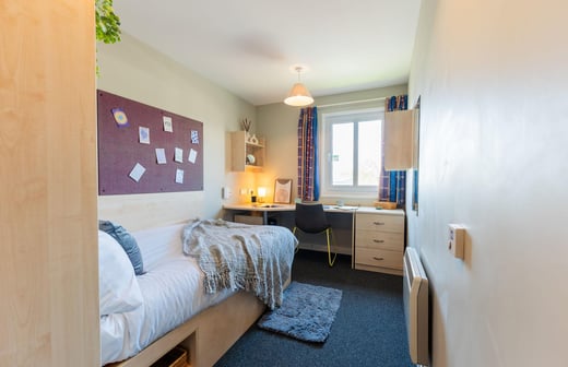 Silver En Suite