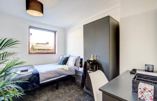 2 Bed Apartment