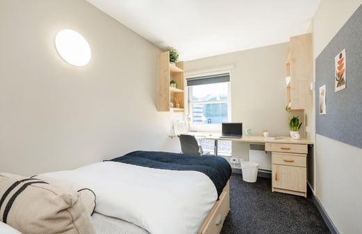 3 Bed Ensuite