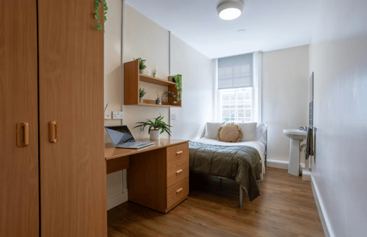 Silver Non Ensuite