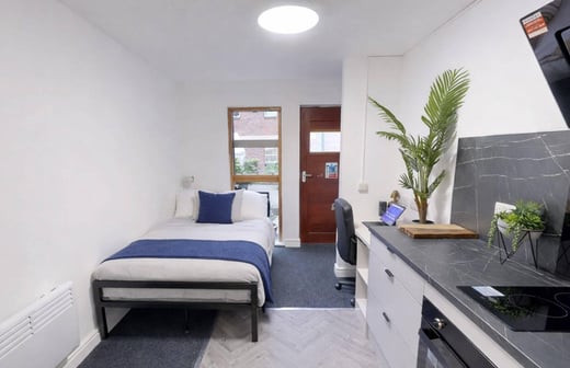 Premium Studio