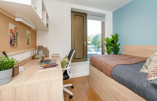 Standard Ensuite Riverview