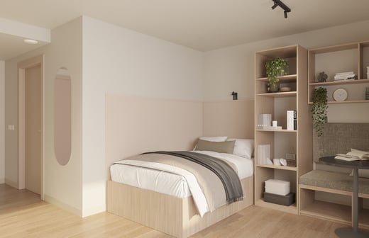 Studio gold - top floor