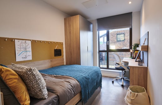 Ensuite Bronze