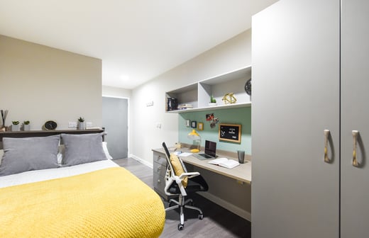Ensuite Silver Plus