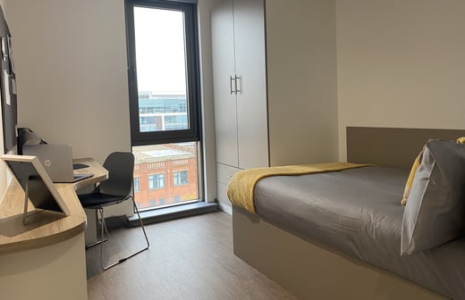 Ensuite Silver