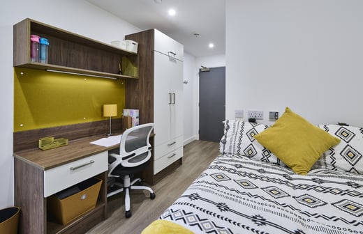 Ensuite Gold