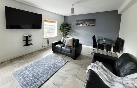 Flat 6 - 4 bedrooms