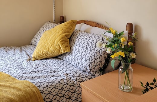 Room 3 Ensuite in 11 bed house
