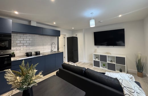 Flat 1 - 2 bedrooms
