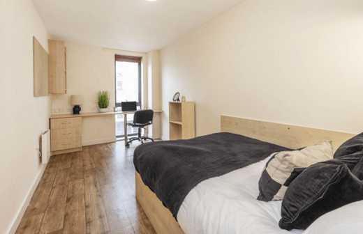 Gold Ensuite