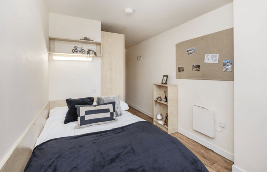 Bronze Ensuite