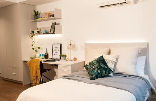 Executive Studio