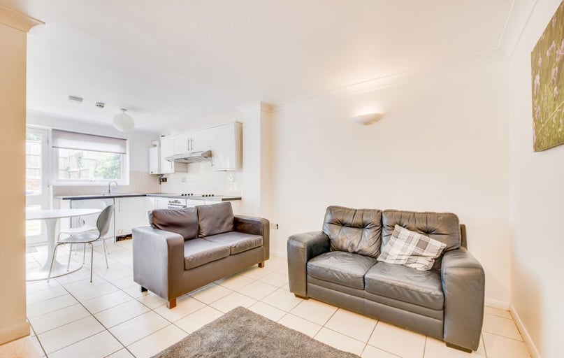Regency Place -Professional, Christchurch, Kent - Image 1