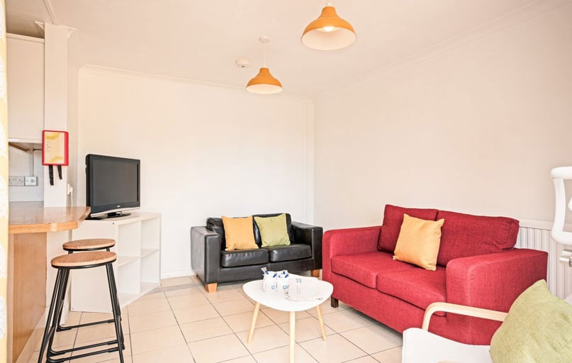 Long Meadow Way, Hales Place, Kent - Image 1