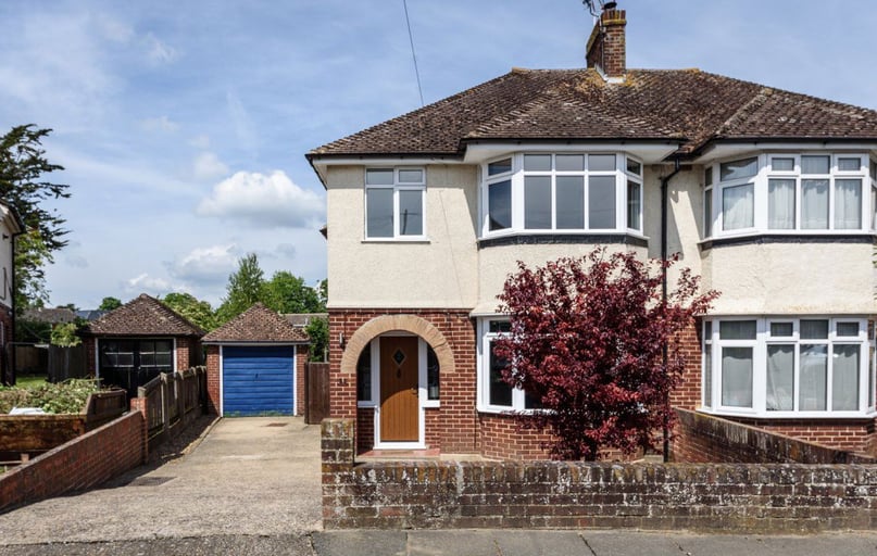 Mount Road, City Centre, Kent - Image 1