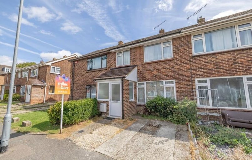 College Road, Christchurch, Canterbury - Image 1