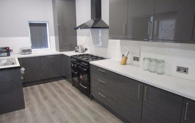 Kensington, Low Hill, Liverpool - Image 1