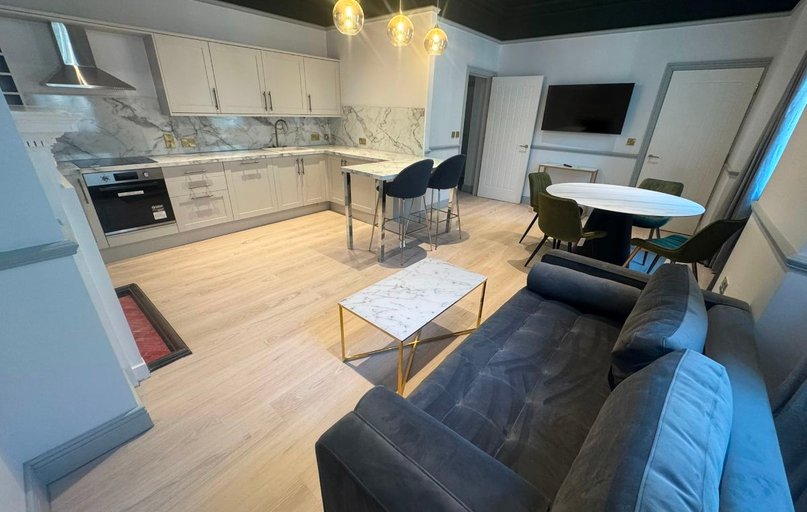 Apartment 2 7-19 Collingwood Street, City Centre, Newcastle - Image 1