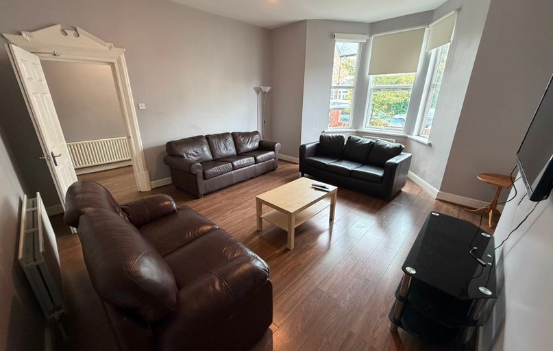 Rothbury Terrace, Heaton, Newcastle - Image 1