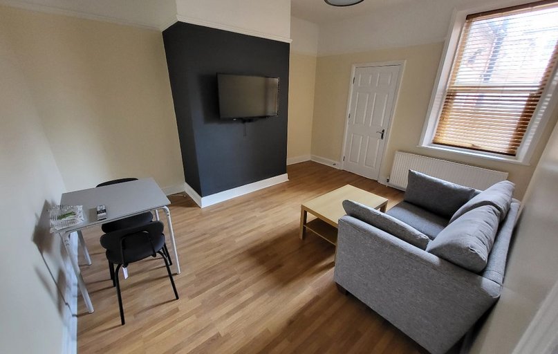 Grosvenor Gardens, Jesmond Vale, Newcastle - Image 1