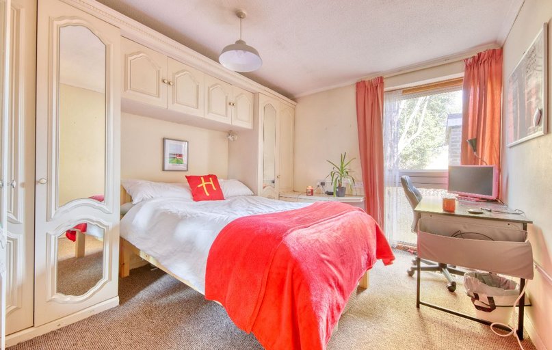 Ulcombe Gardens, Hales Place, Canterbury - Image 1