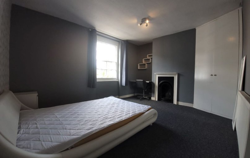 St. Peter's Place, City Centre, Canterbury - Image 1