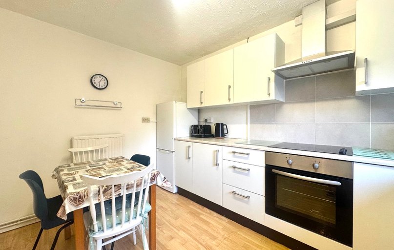 Ancress Close, Hales Place, Canterbury - Image 1