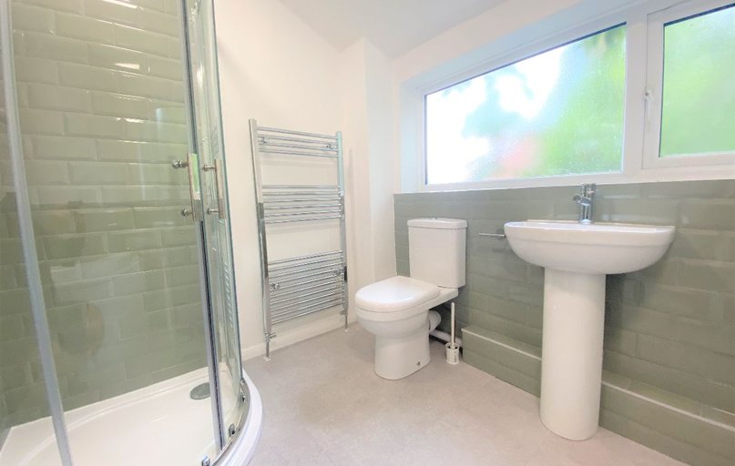 Teddington Close, Christchurch, Canterbury - Image 1